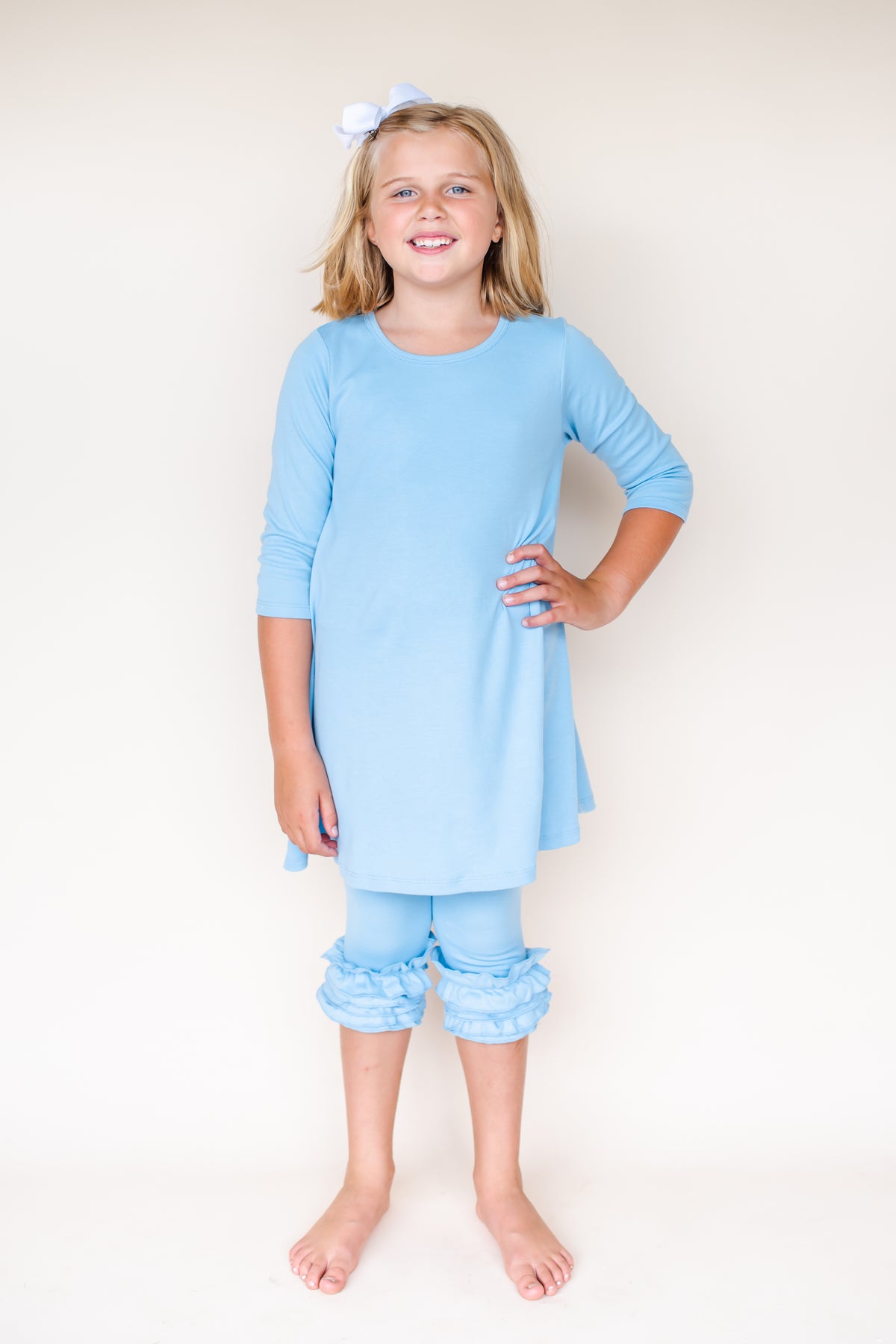 Girl&#39;s Solid Ruffle Icing Capris