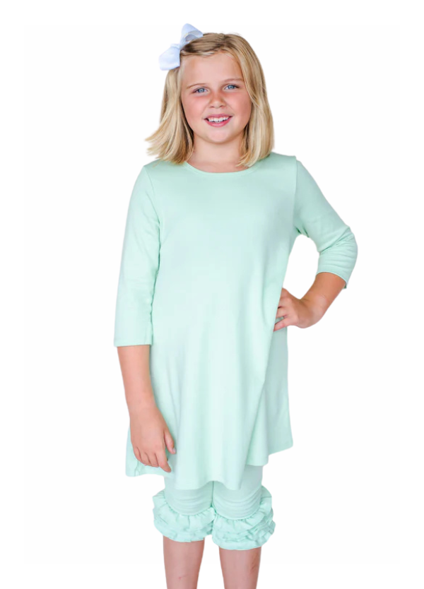 Shop customer-favorite bell sleeve and straight sleeve tunics. Comfortable, flattering women’s tunic tops that pair perfectly with leggings.